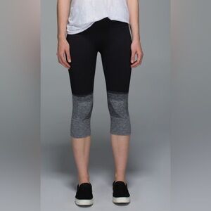 Lululemon Seamlessly Street Crop Athletic Leggings Size 10 Black Capri Thick